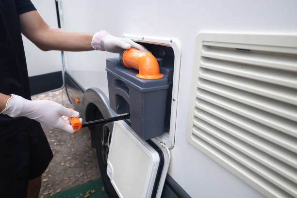 Best Porta potty delivery and setup  in Weaver, AL